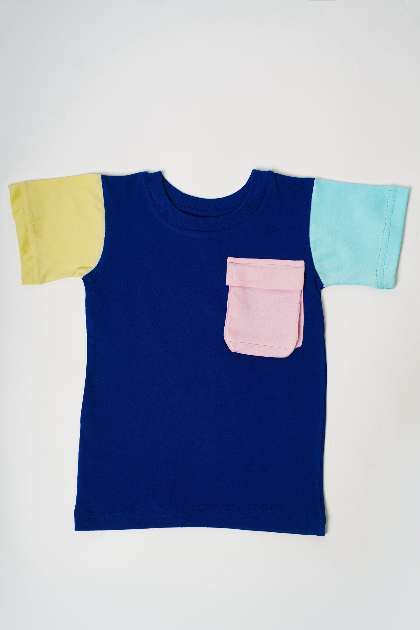 Boys 100% Cotton Knit solid color block T-shirt with 3D pocket - Blue