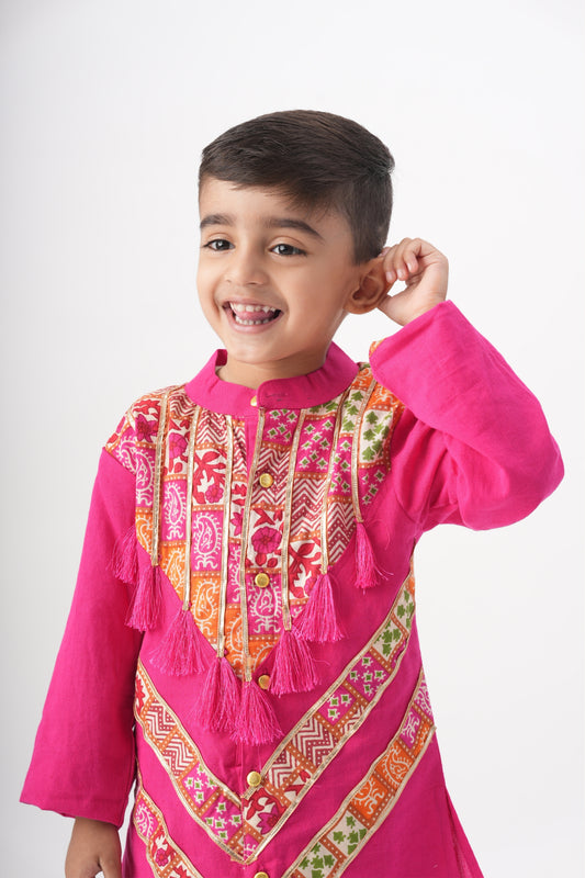 Boys Banjara Color block Kurta and pants set - Pink