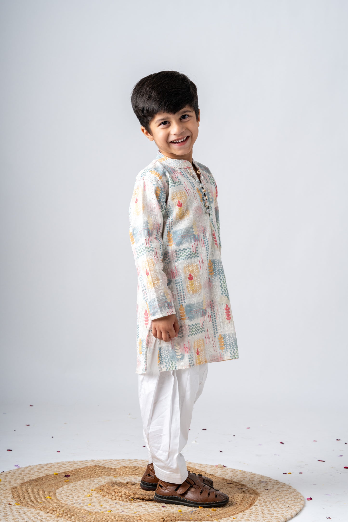 Boys Sangeet Printed Schiffli Kurta with Salwar ethnic clothing set - Off white