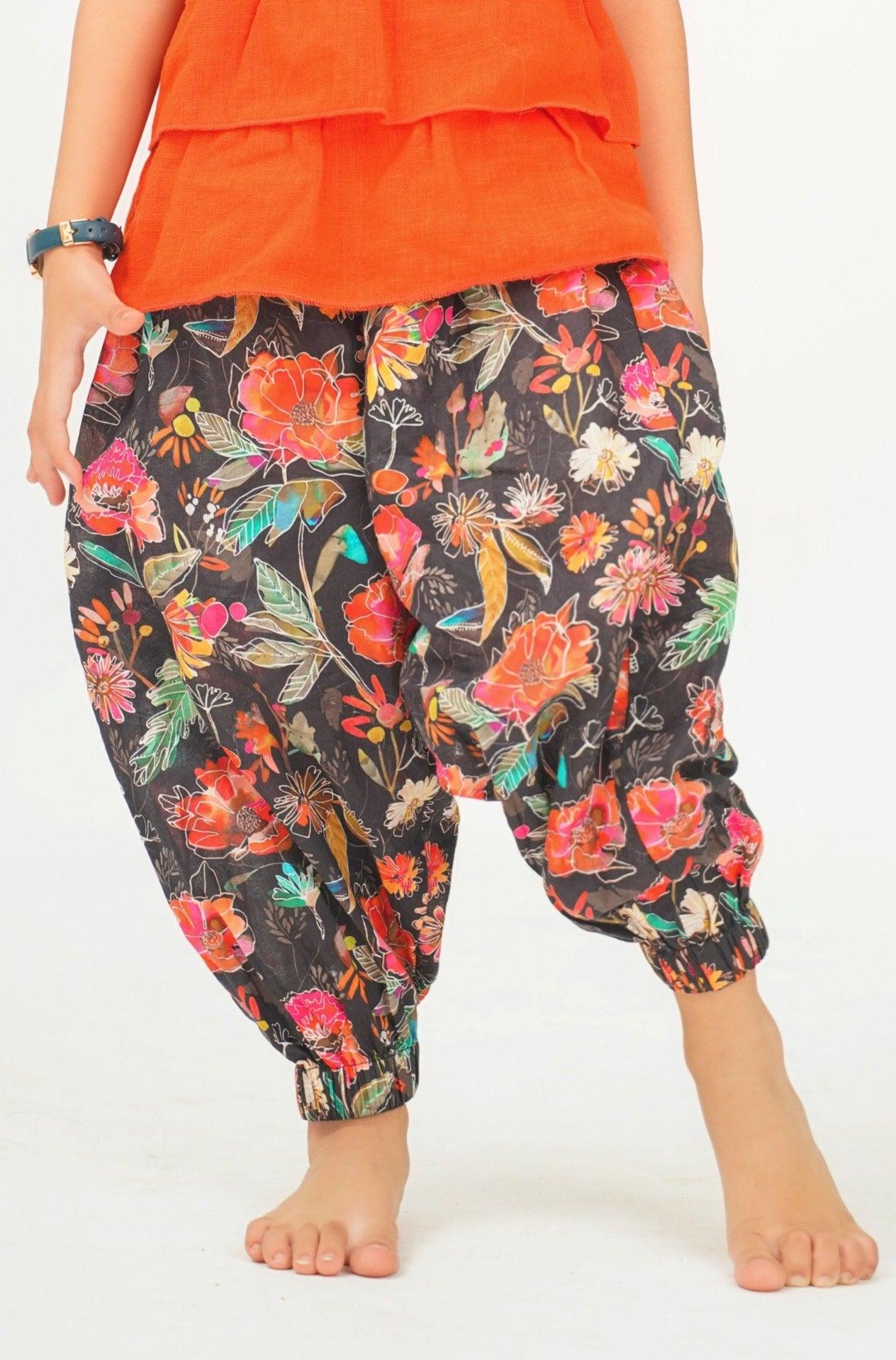 Girls Pure Cotton Balloon Digital Print Black Pants - Peekaaboo Kids -
